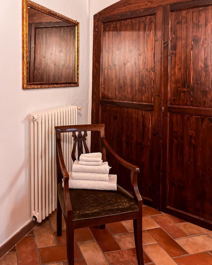 Apartamento Casa Armanni - La Tua Casa Di Pietra Gubbio Exterior foto